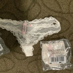Victoria’s Secret dream angels thong white with light pink rosette size large